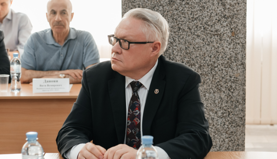 Президент Пермской ТПП Вячеслав Белов выступил с докладом на заседании Совета директоров Пермского муниципального округа