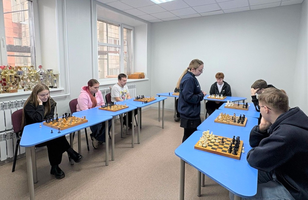 Шахматы в КИТ 2.jpg Шахматы в КИТ 2.jpg