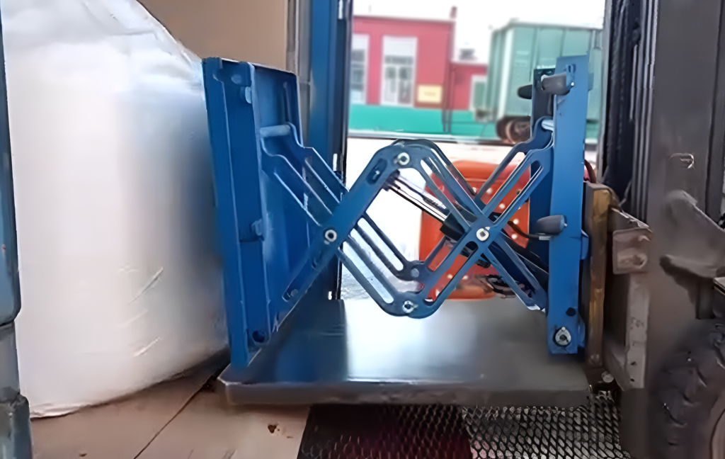 Сталкиватель груза STL.png