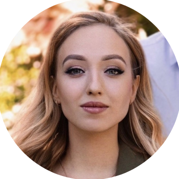 Корзухина А.png